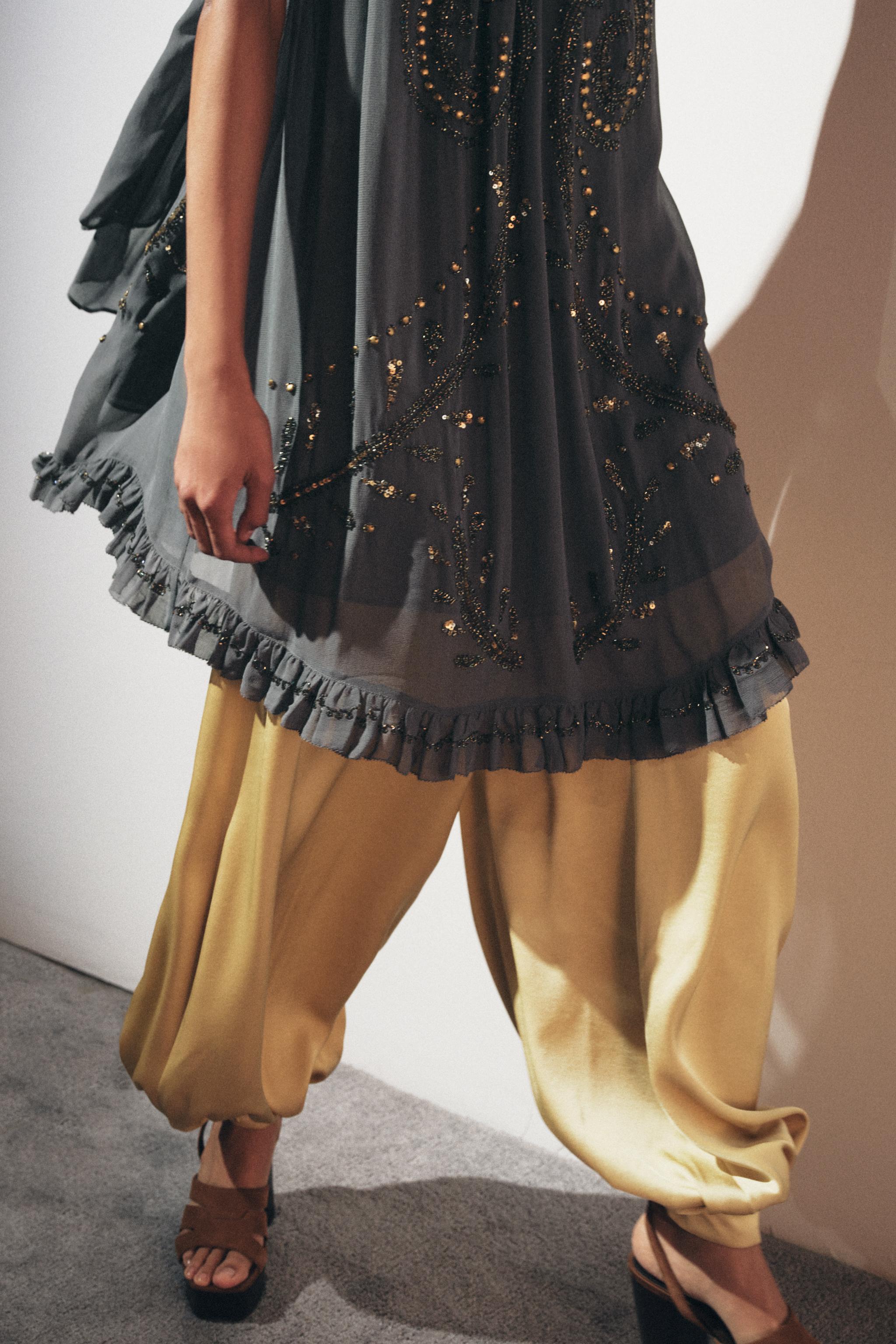 Grey Halter Neck Embellished Maxi Dress-aritzao