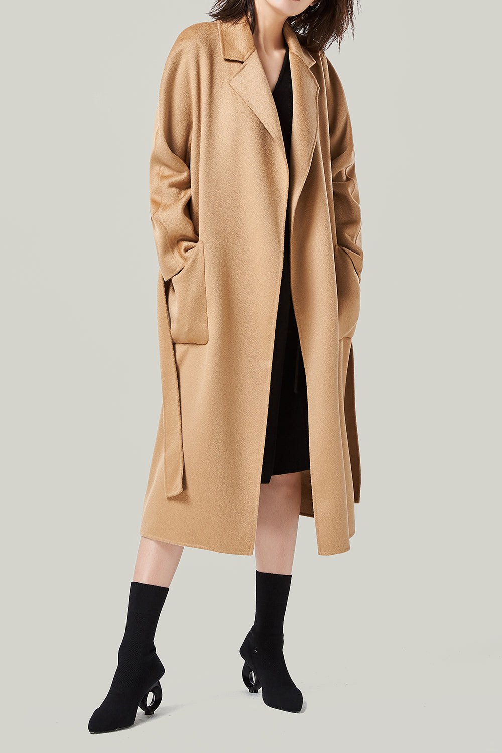 Black Lapel Neck Belted Wool Coat With Pockets-CALLISTARI