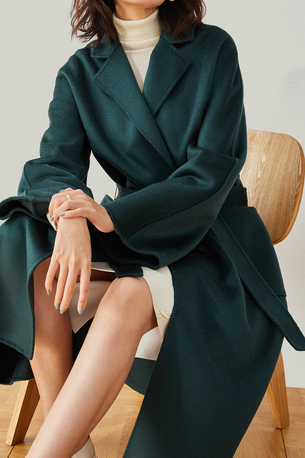 Black Lapel Neck Belted Wool Coat With Pockets-CALLISTARI