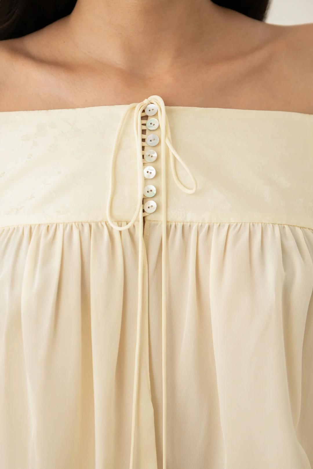 Creamy Off Shoulder Dress-aritzao