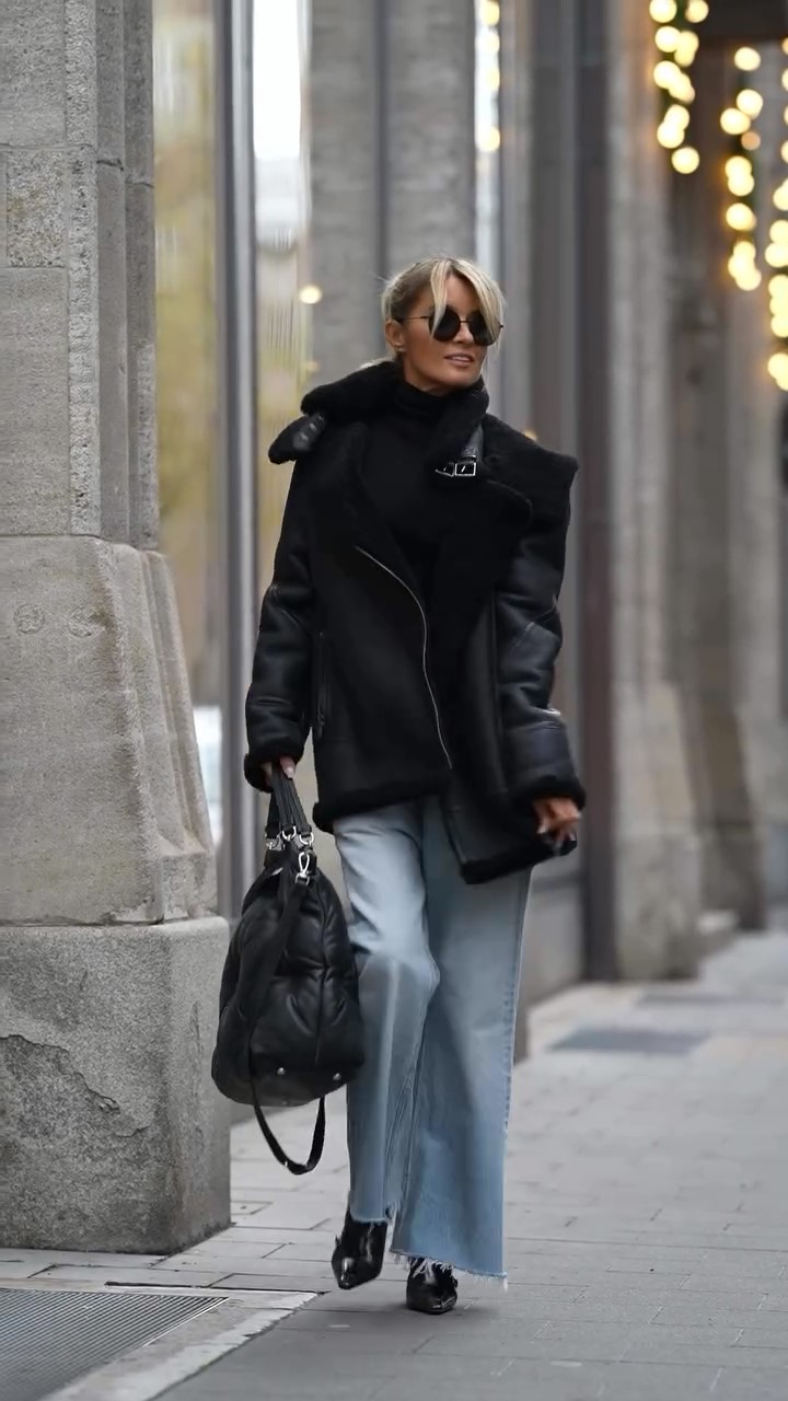 Oversized lapel fur jacket