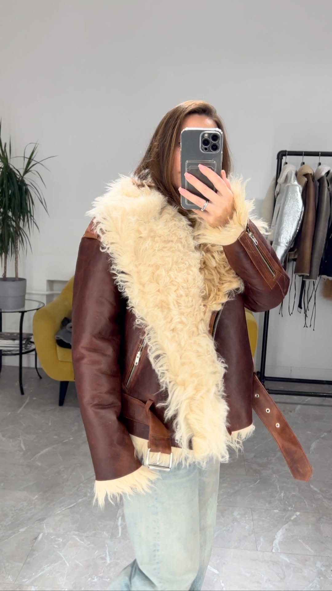 Brown Shearling - Collared Leather Jacket-aritzao