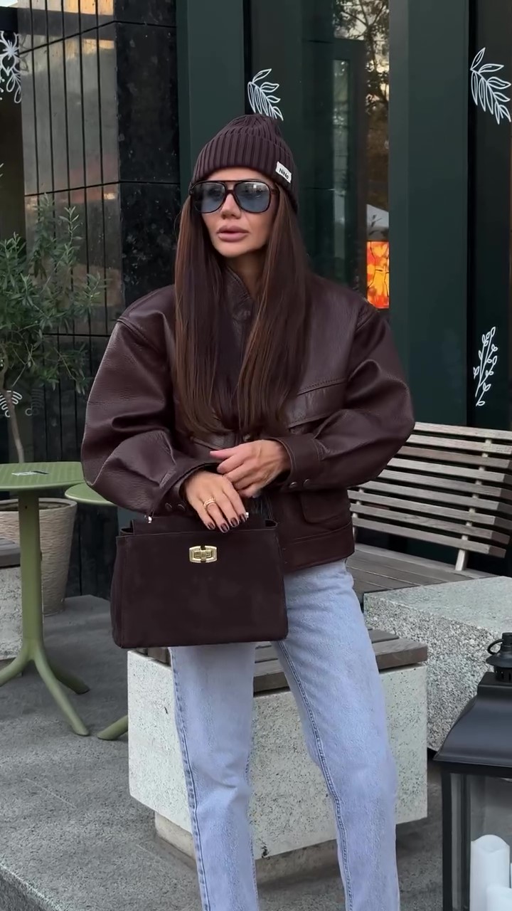 Designer cowhide pattern short wallet