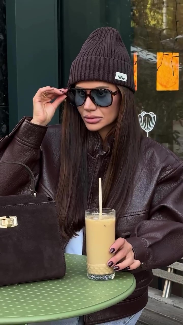 Designer cowhide pattern short wallet