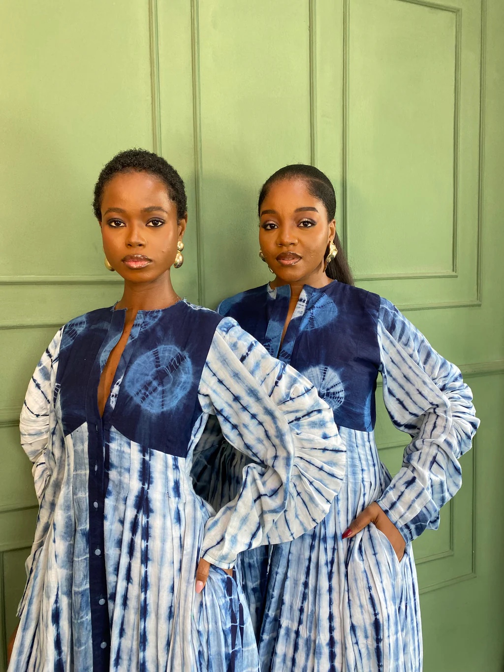 Glam Tie - Dye Print Ruched Sleeve Maxi Dress