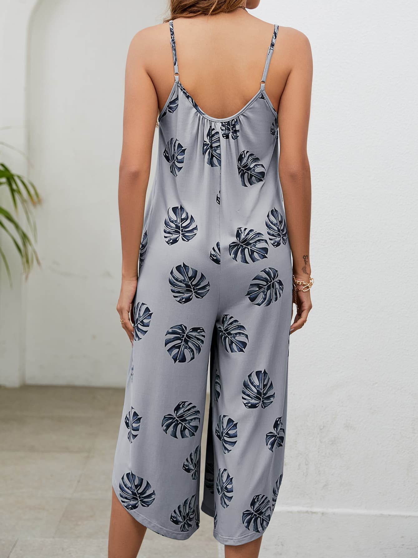 Botanical Print Spaghetti Strap Scoop Neck Jumpsuit-aritzao