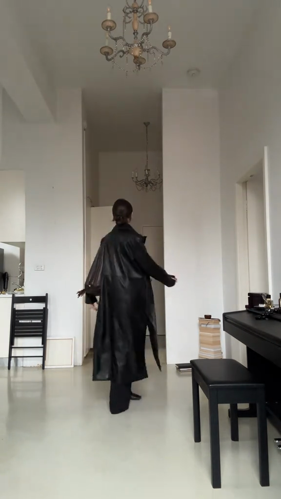 Black Leather Trench Coat-aritzao