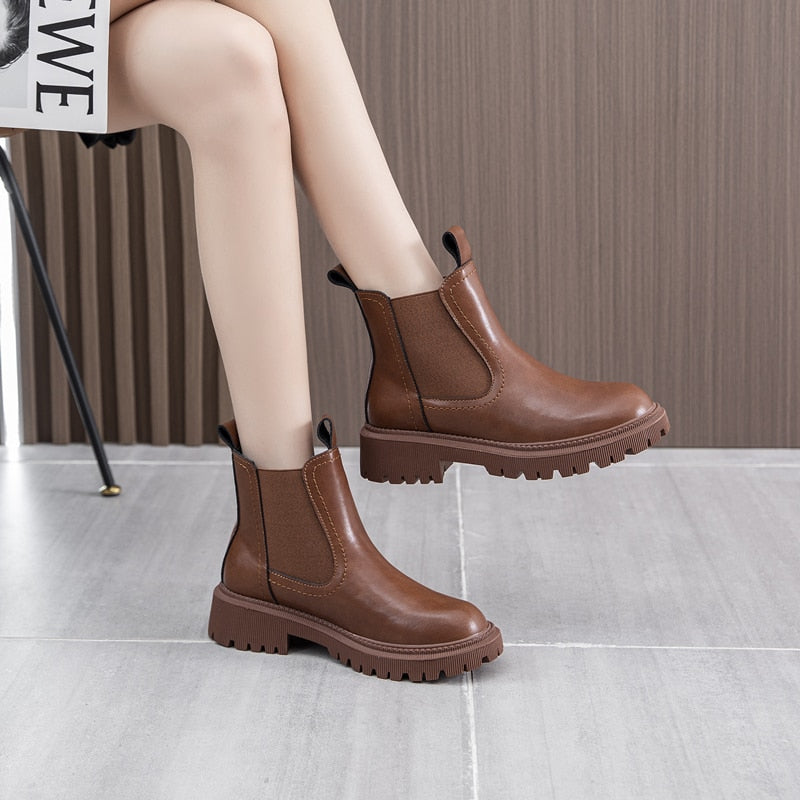 Women's Chelsea Boots-CALLISTARI