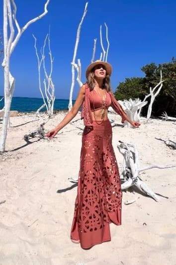 Queena Hollow Out Two-pieces Set-CALLISTARI