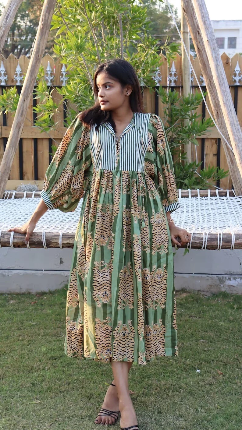 Chic Animal Print Patchwork Balloon Sleeve Maxi Dress