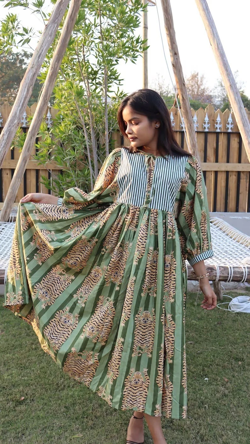 Chic Animal Print Patchwork Balloon Sleeve Maxi Dress