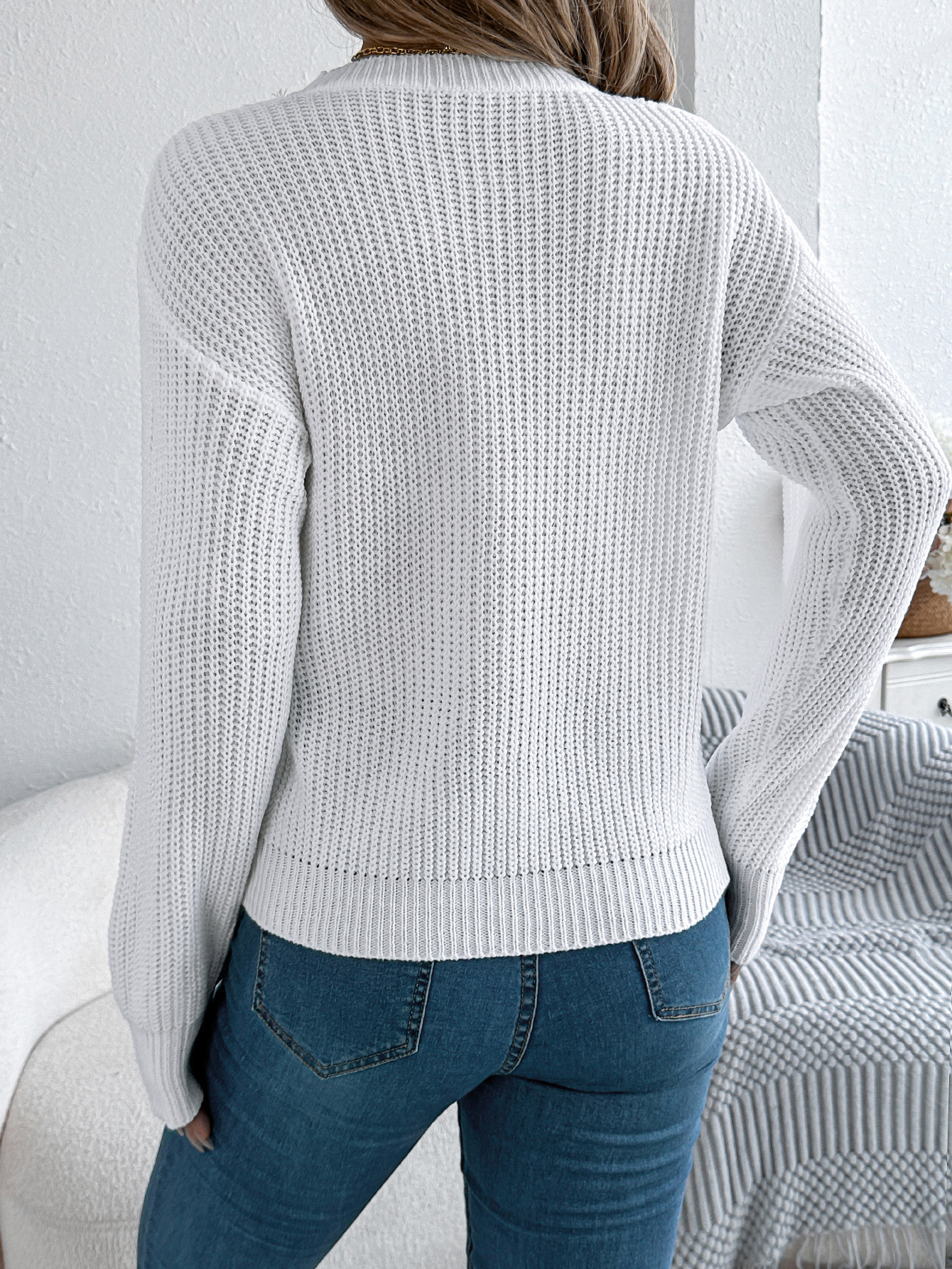 Elegant Textured Knit V Pattern Pullover Sweater