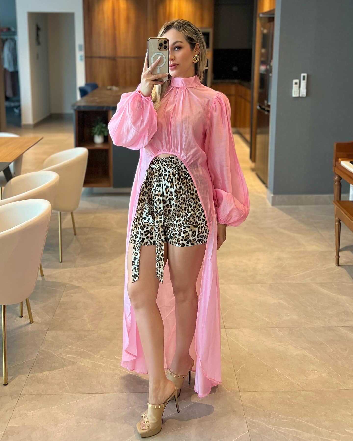 Round Neck Short Front and Long Back Casual Top (Buy 2 Free Shipping)