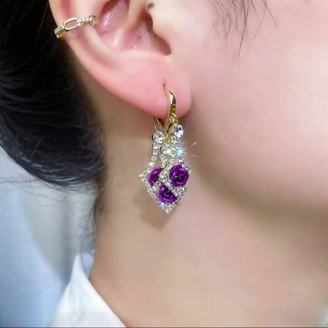 Timeless Rose Cubic Zirconia Earrings – A Dazzling Fusion of Love and Elegance