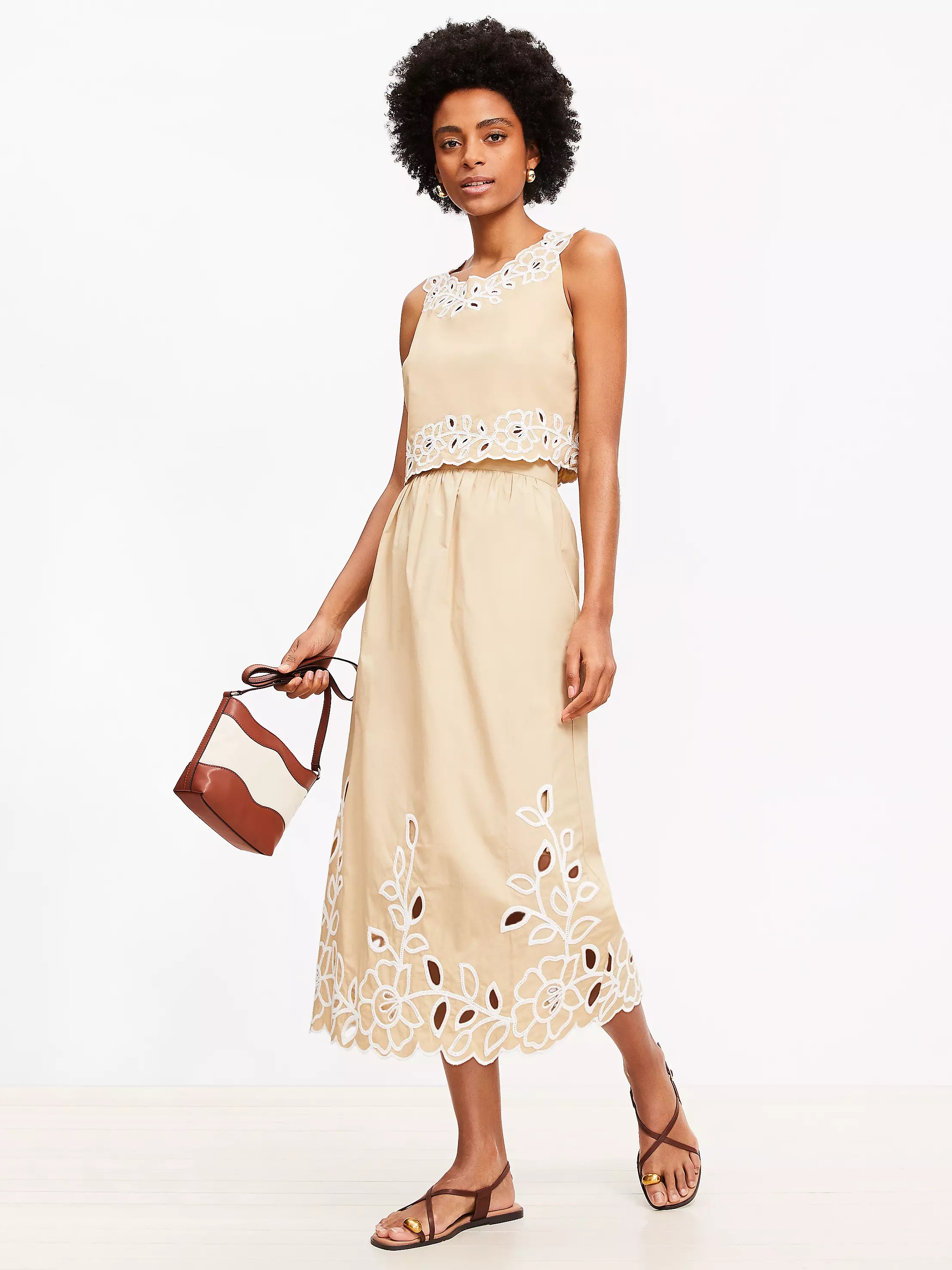  Elegant Floral Sleeveless Top & Midi Skirt Two-Piece Set