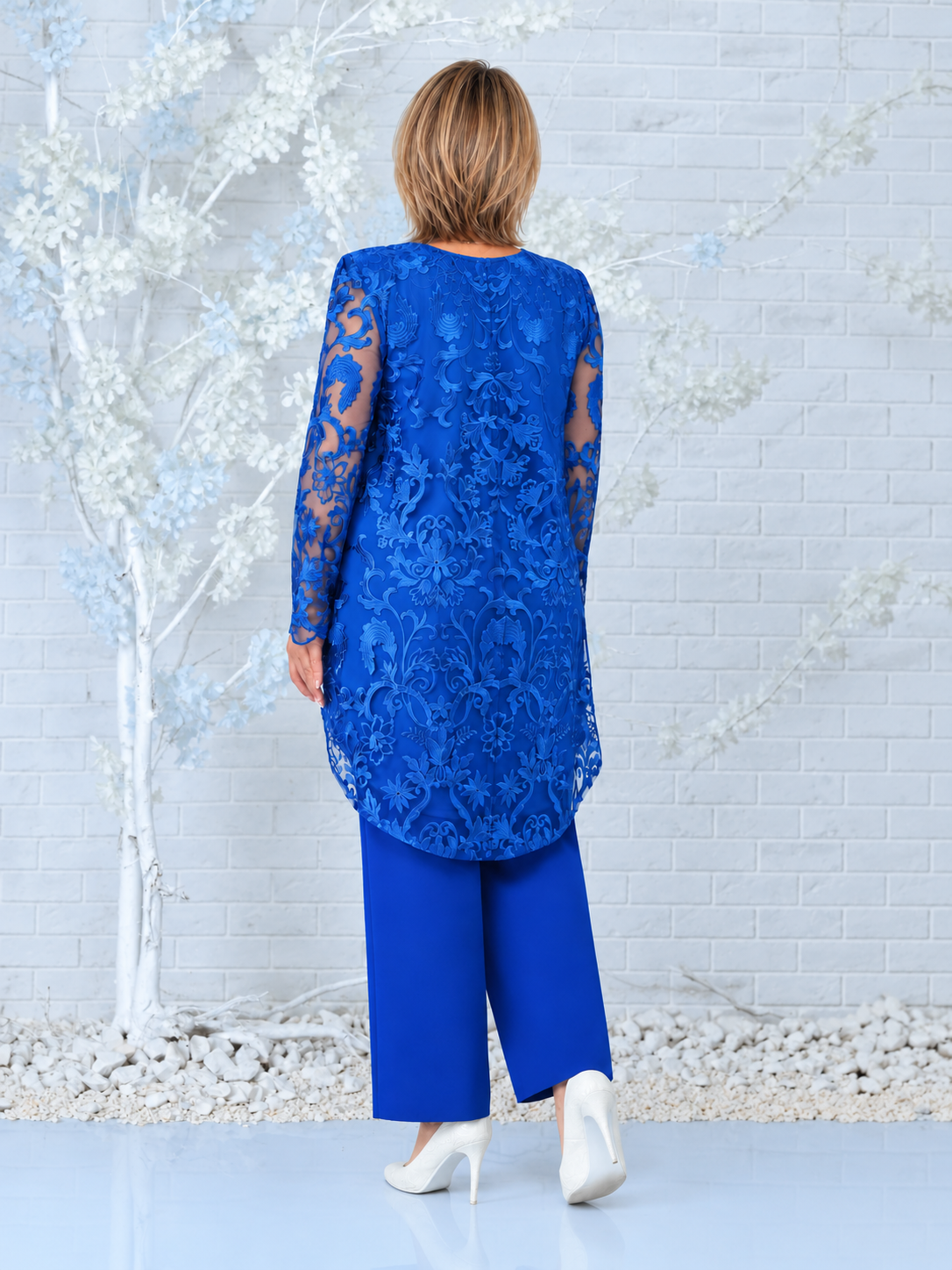 Elegant Lace Overlay Asymmetric Hem Top and Pants Set