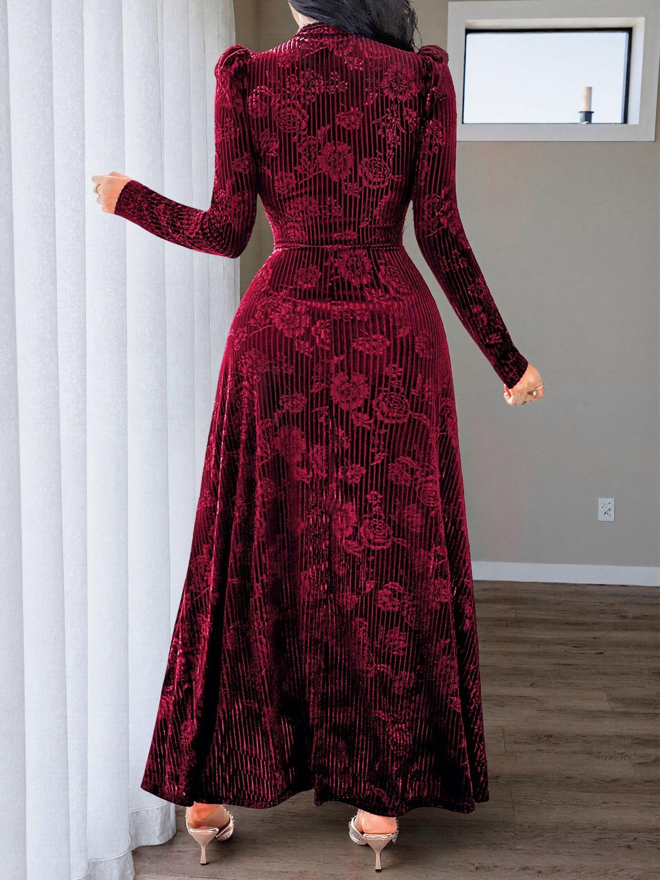 Elegant V-Neck Floral Velvet-Look Ruched Waist Maxi Dress