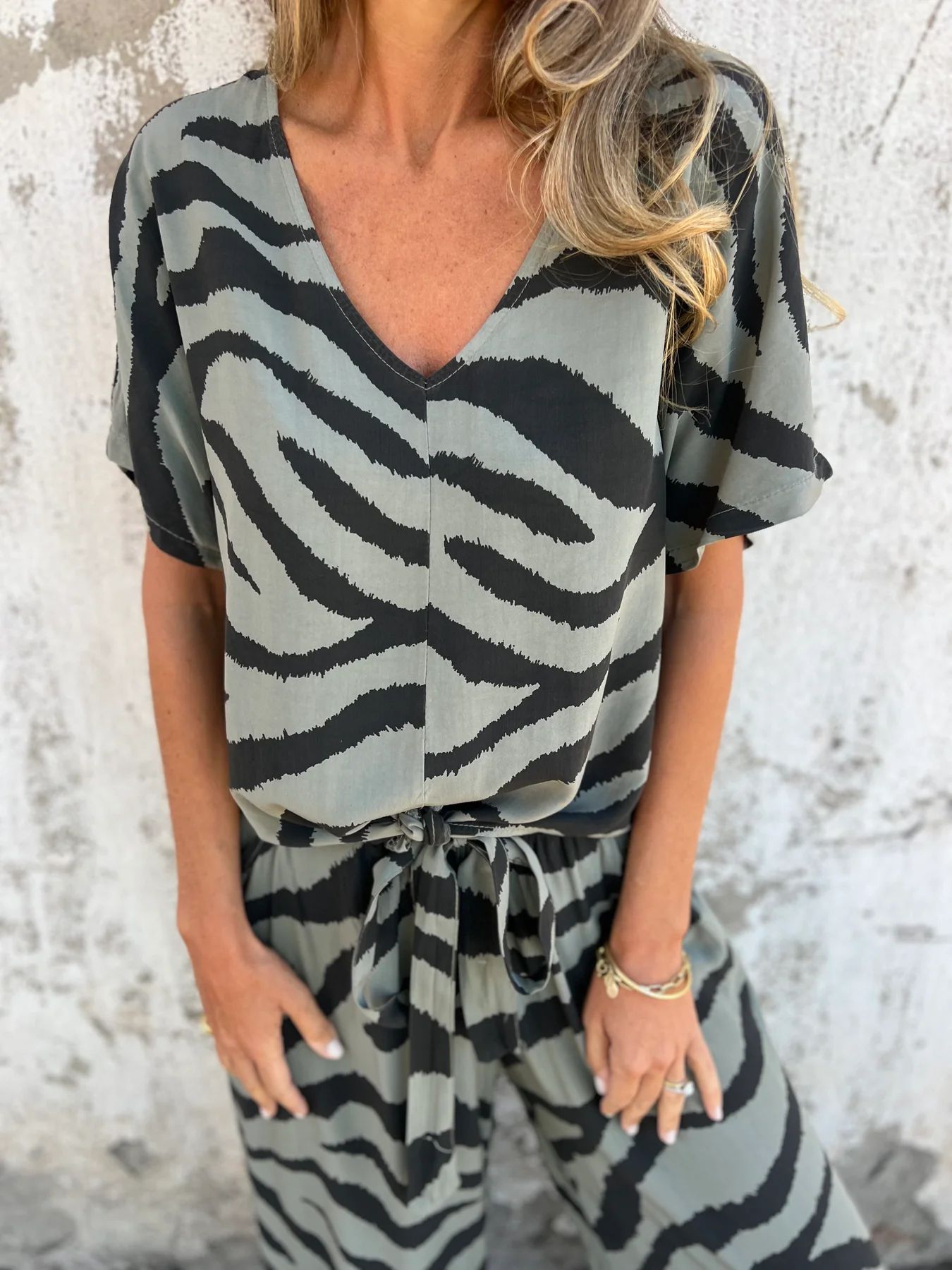 Relaxed Zebra Print V-Neck Tie Waist Two-Piece Set