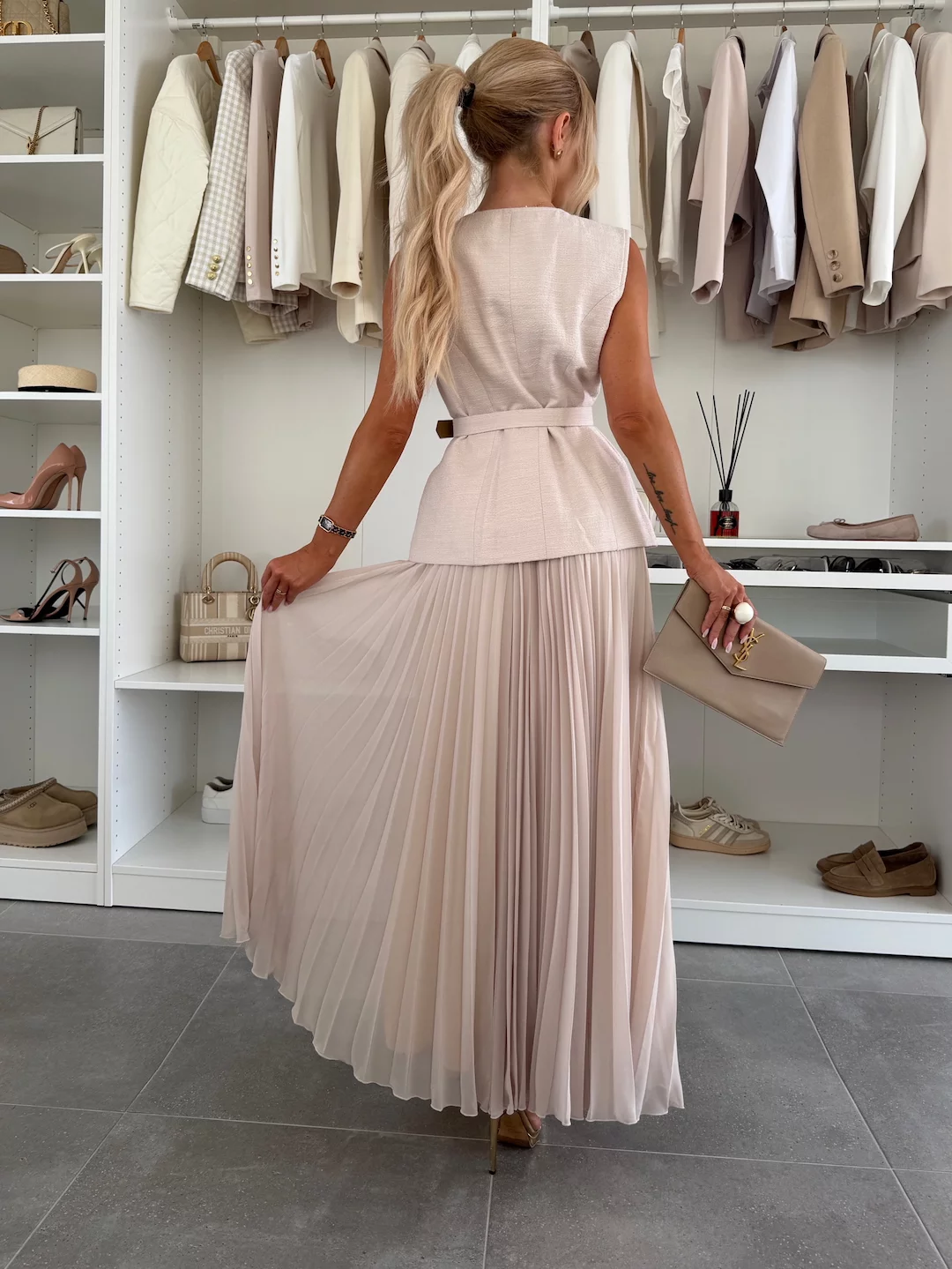 Elegant Sleeveless Button-Up Top & Pleated Maxi Skirt Two-Piece Set