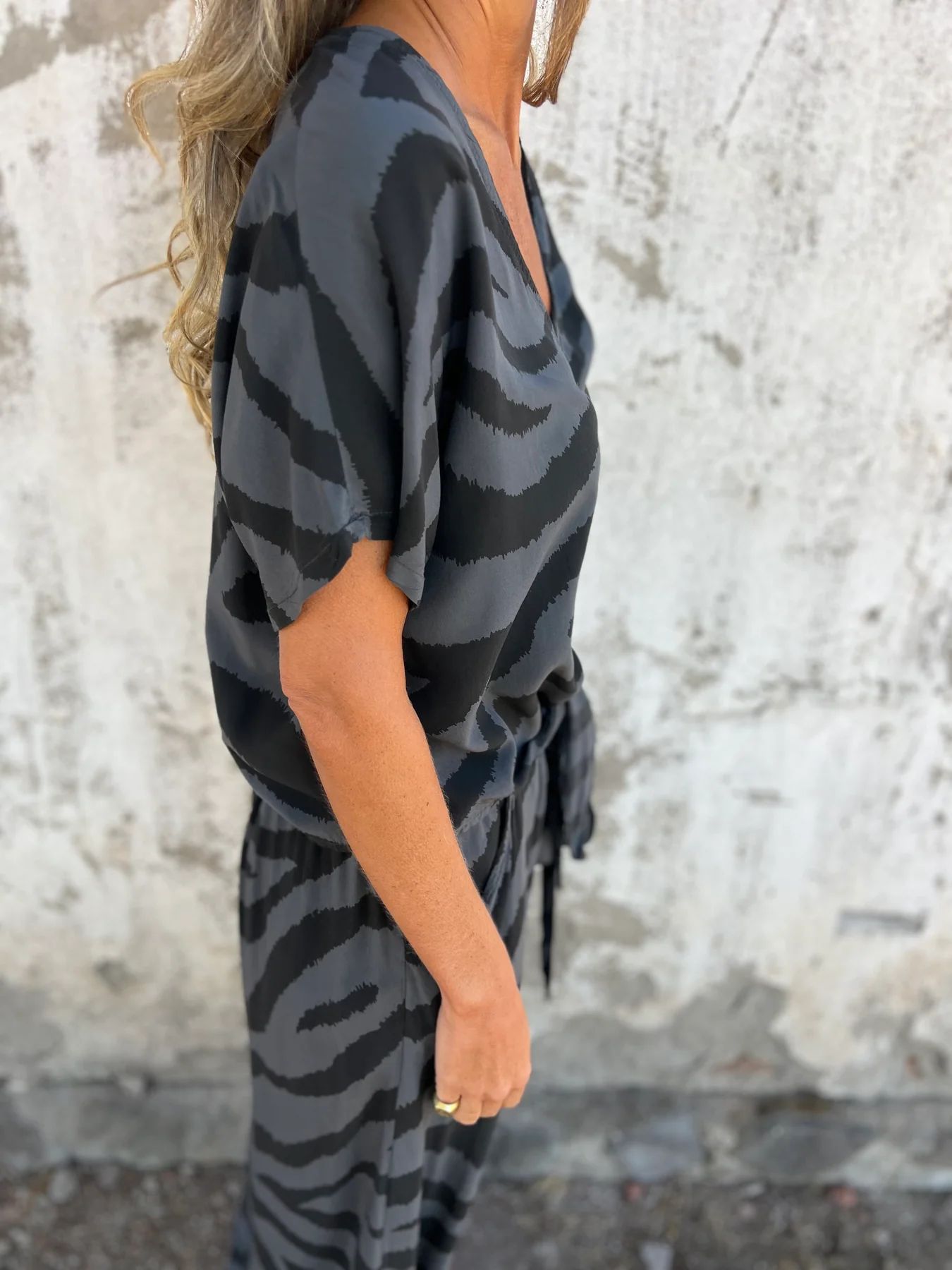 Relaxed Zebra Print V-Neck Tie Waist Two-Piece Set
