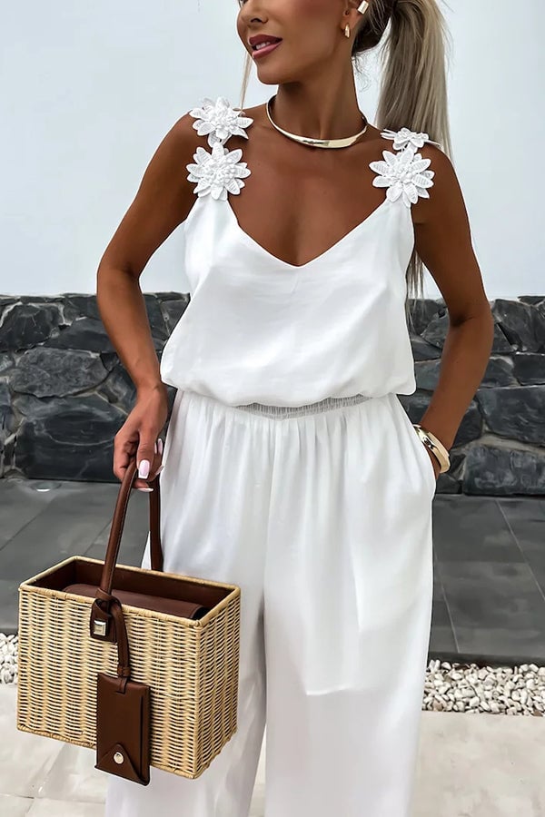 2024 New Arrival🔥Embroidered Flower Suspenders Casual Jumpsuit (Buy 2 Free Shipping)