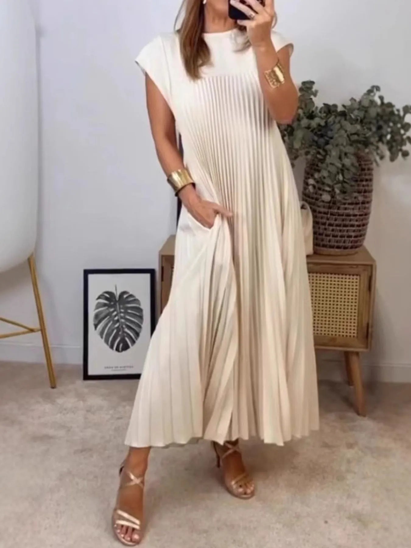 Effortless Chic Flowy Pleated Maxi Dress (Buy 2 Free Shipping)