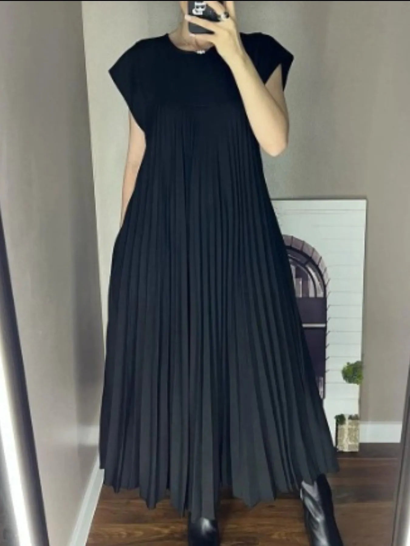 Effortless Chic Flowy Pleated Maxi Dress (Buy 2 Free Shipping)