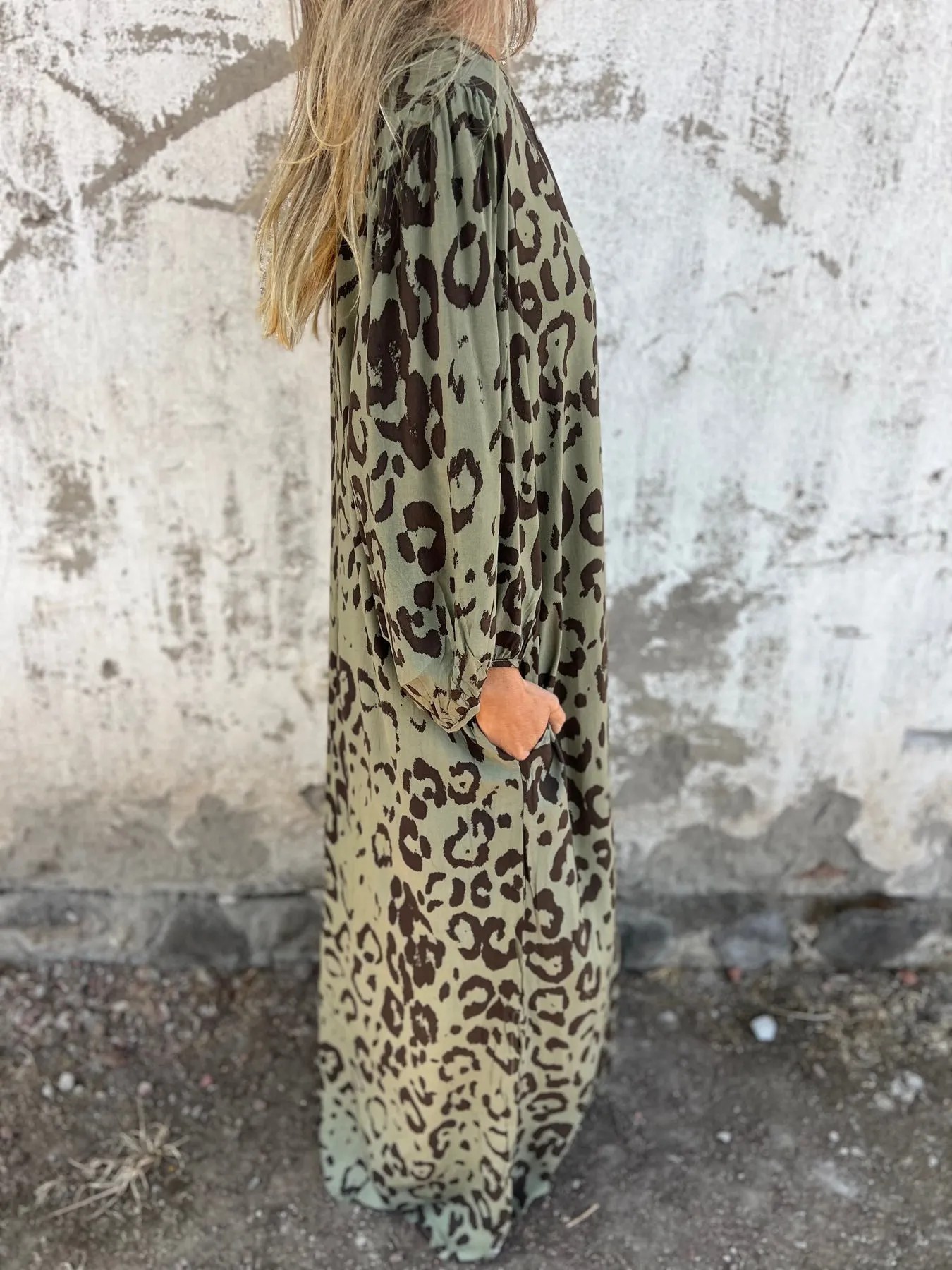 Relaxed V-Neck Leopard Print Maxi Dress (Buy 2 Free Shipping)