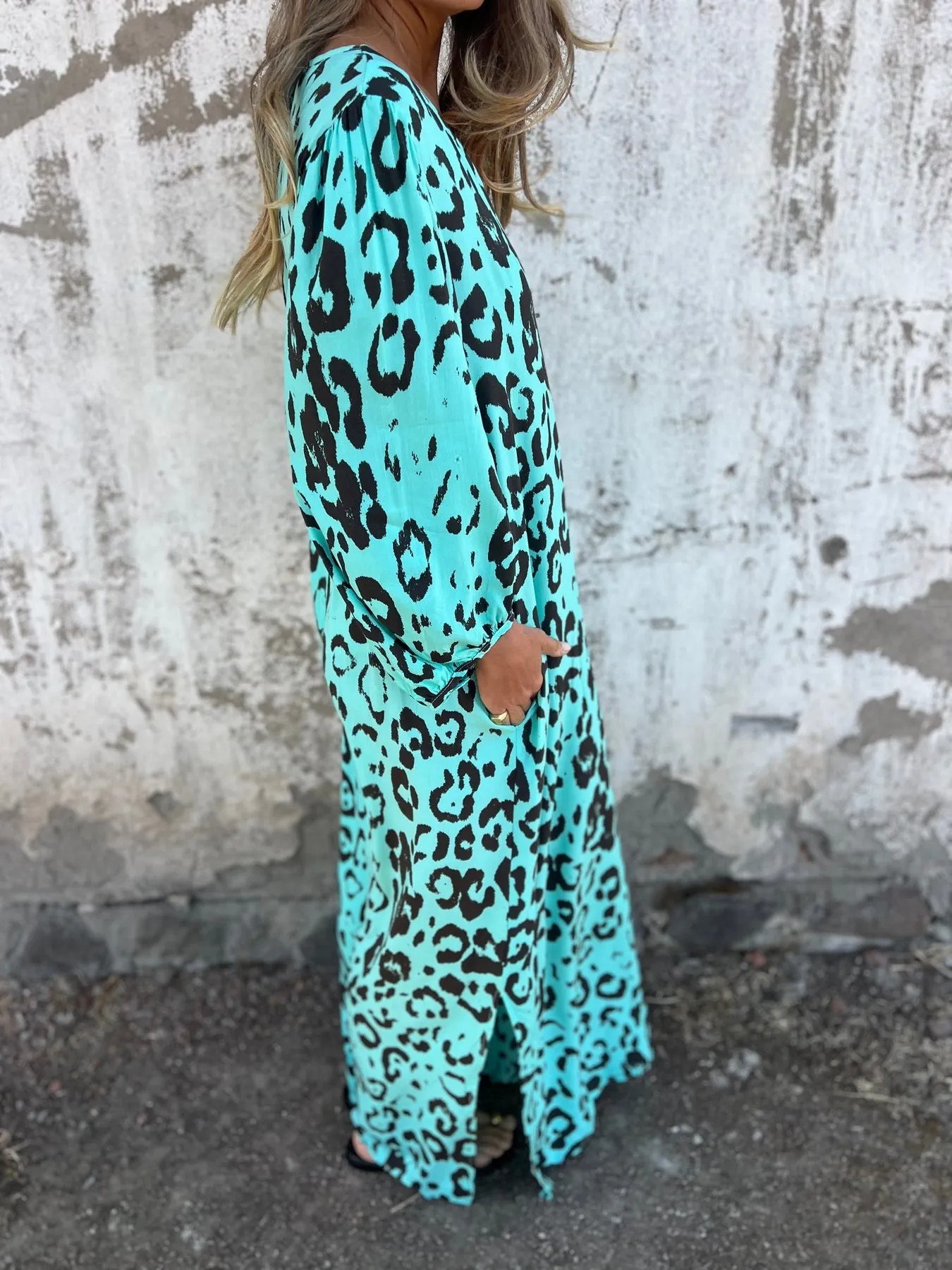 Relaxed V-Neck Leopard Print Maxi Dress (Buy 2 Free Shipping)