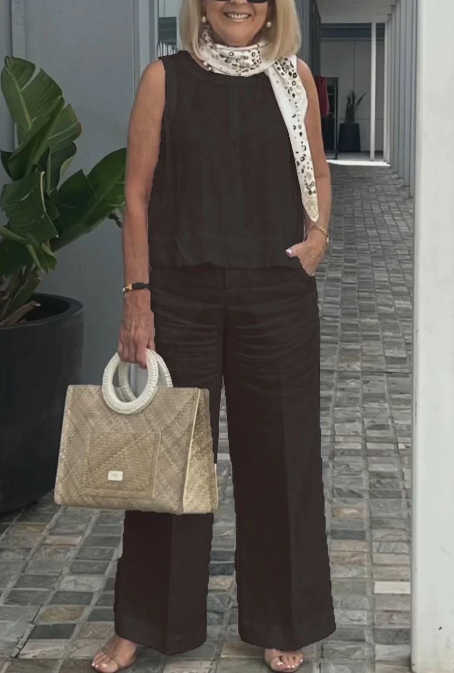 Summer Linen Two-Piece Set for Women - Sleeveless Top and Wide-Leg Pants