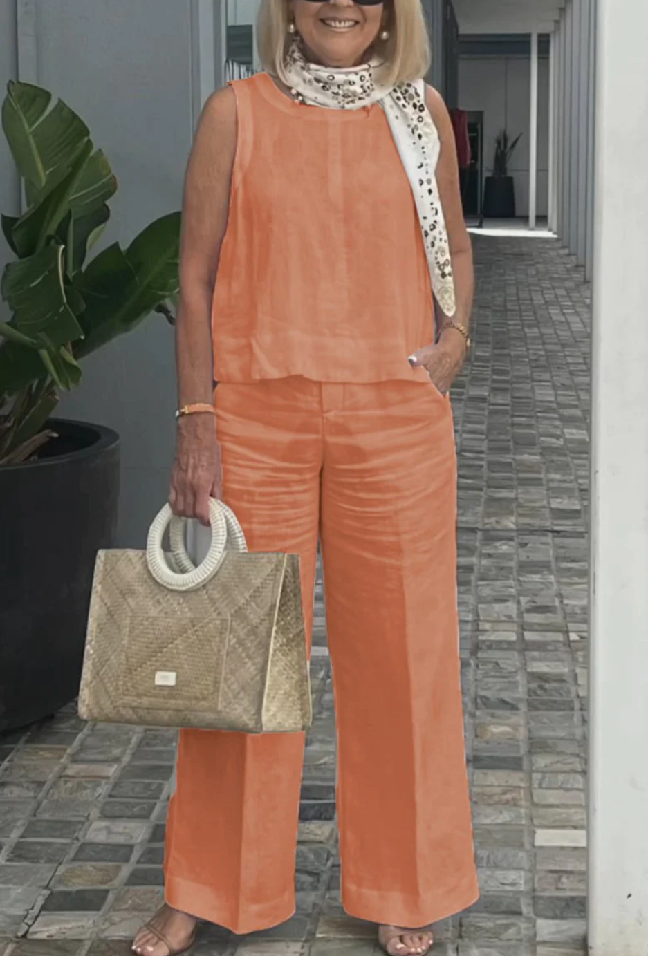 Summer Linen Two-Piece Set for Women - Sleeveless Top and Wide-Leg Pants