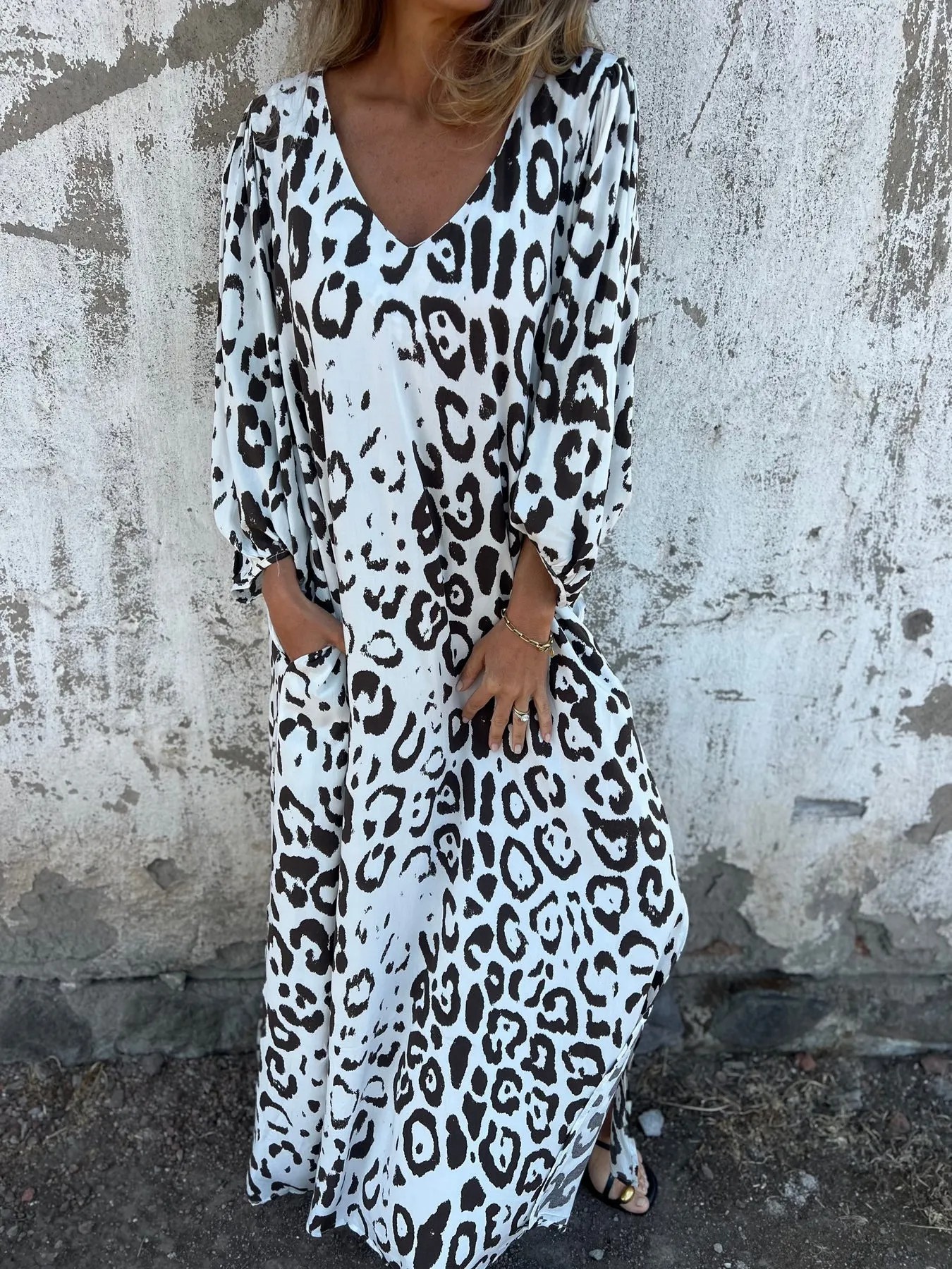 Relaxed V-Neck Leopard Print Maxi Dress (Buy 2 Free Shipping)