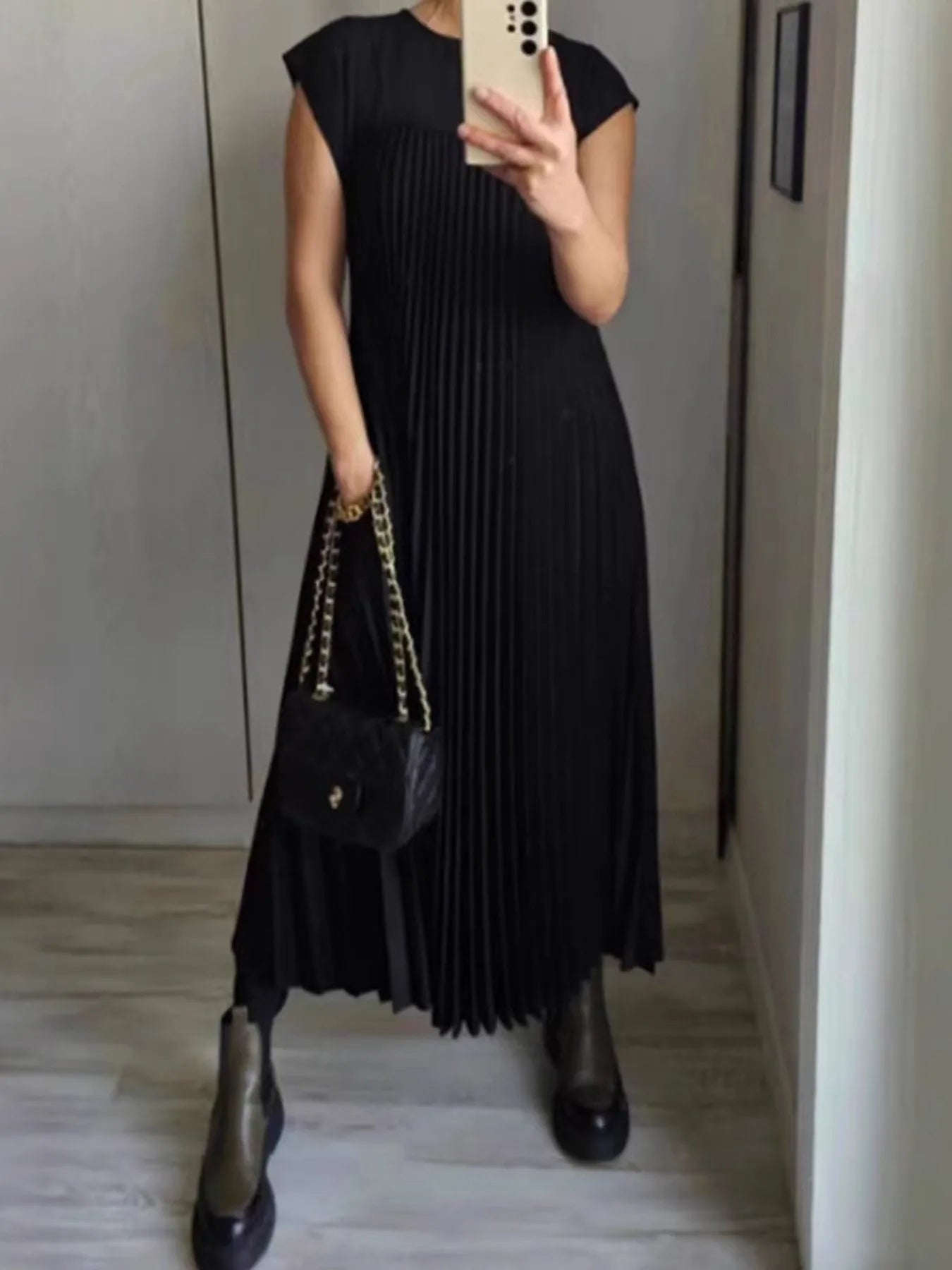 Effortless Chic Flowy Pleated Maxi Dress (Buy 2 Free Shipping)