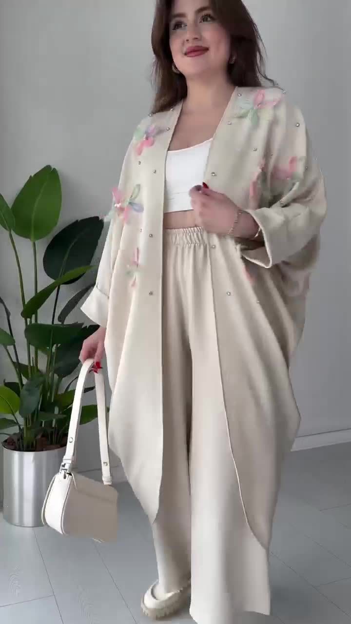 Crafted Floral Cardigan And Trousers Suit (Buy 2 Free Shipping)