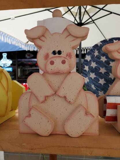 Cute pig Paper Towel Holder 