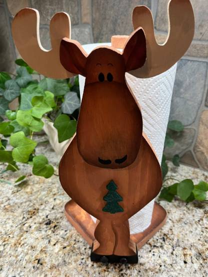  Lucky Elk Paper Towel Holder 