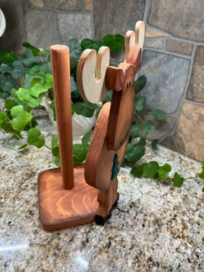 Lucky Elk Paper Towel Holder 