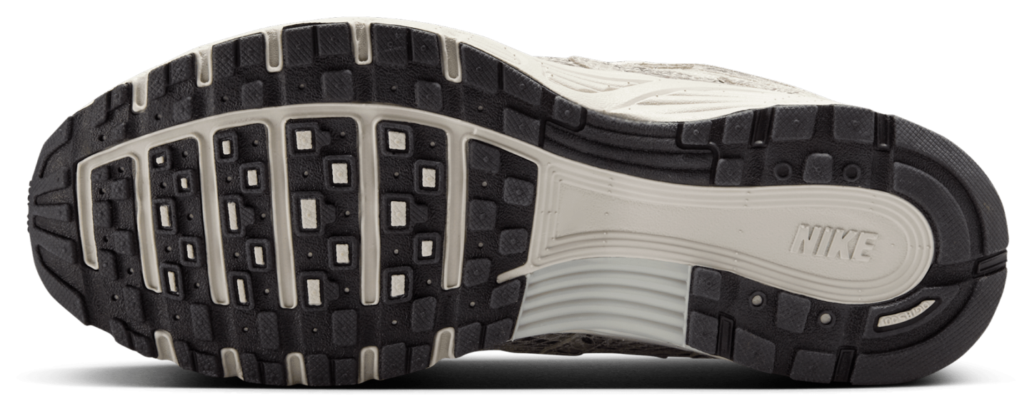 Nike P-6000 Se - Femme Chaussures – Light Bone-Black