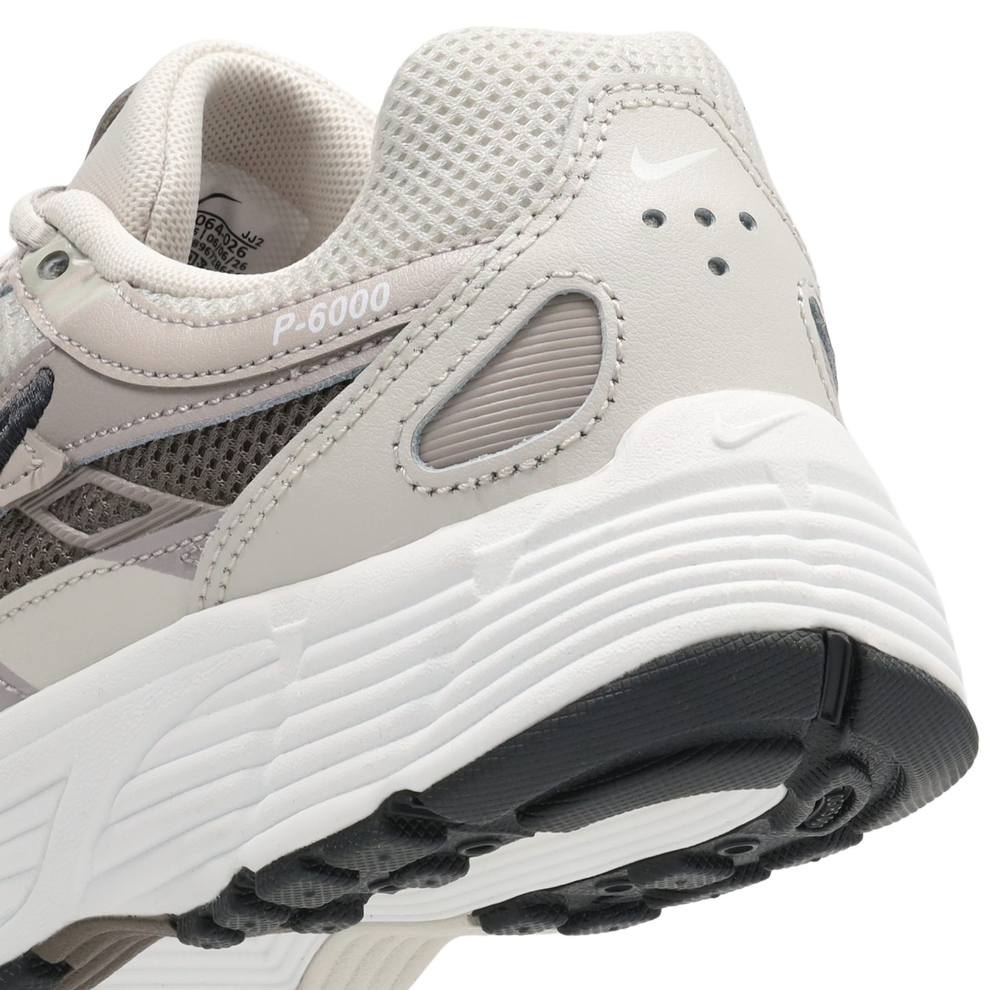 Nike P-6000 - Primaire-College Chaussures – Light Bone-Summit White-College Grey
