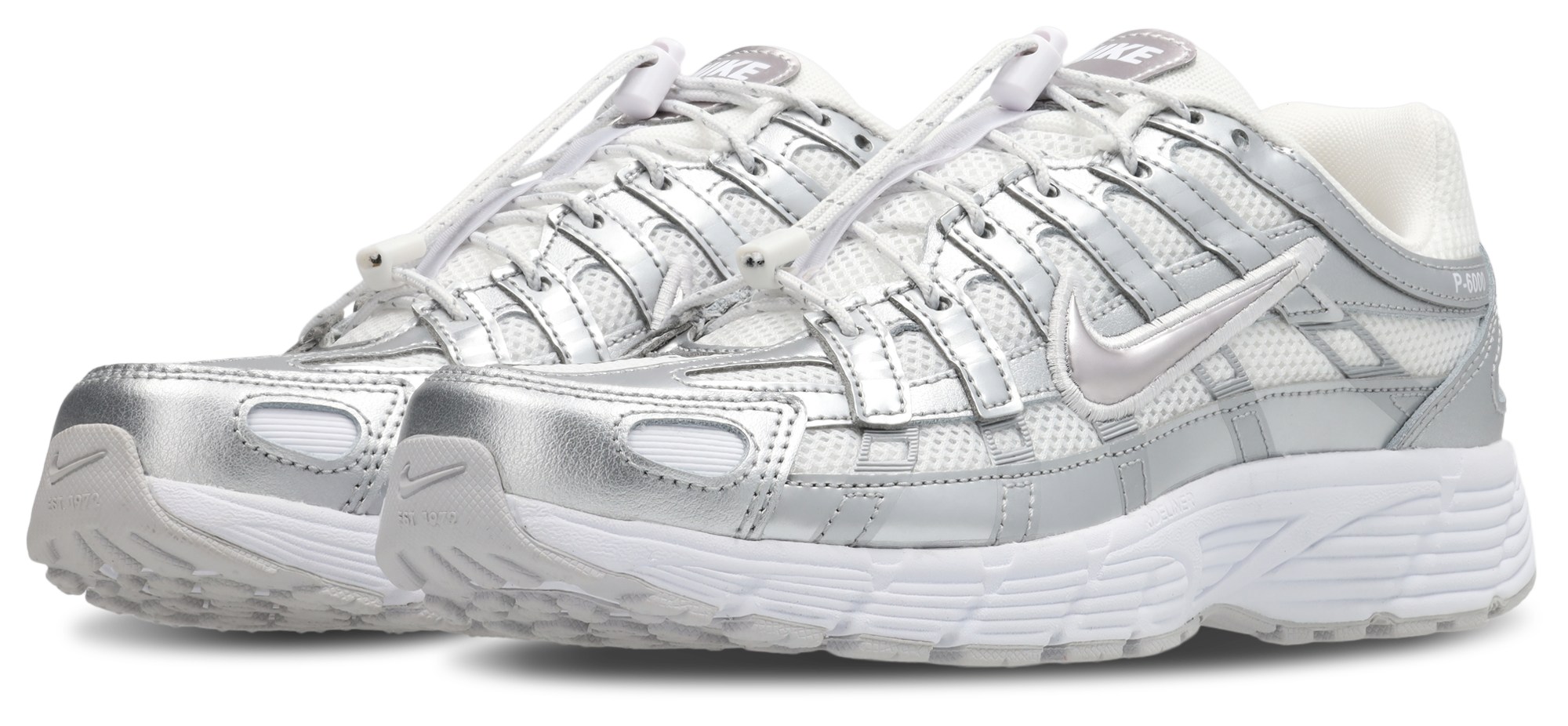 Nike P-6000 - Primaire-College Chaussures – White-Vast Grey-Mtlc Silver