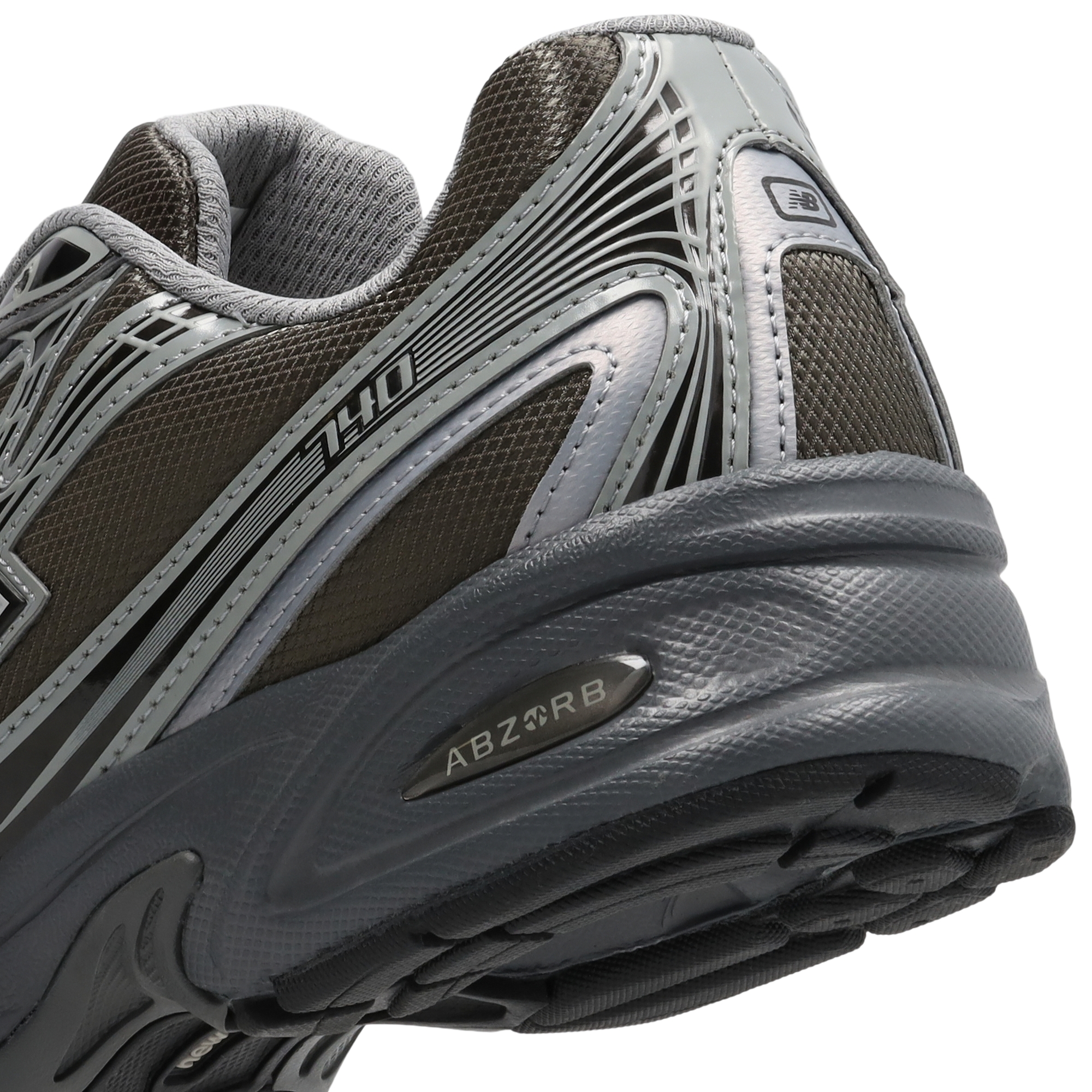 New Balance 740 - Homme Chaussures – Black Metallic-Castlerock Pfp