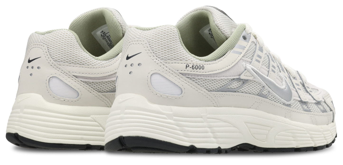 Nike P-6000 - Primaire-College Chaussures – Platinum Tint-Metallic Silver-Sail