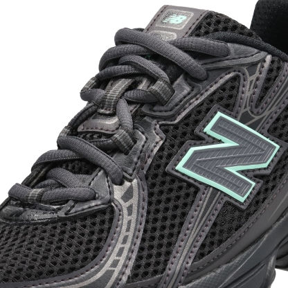 New Balance 740 - Primaire-College Chaussures – Black-Bright Mint