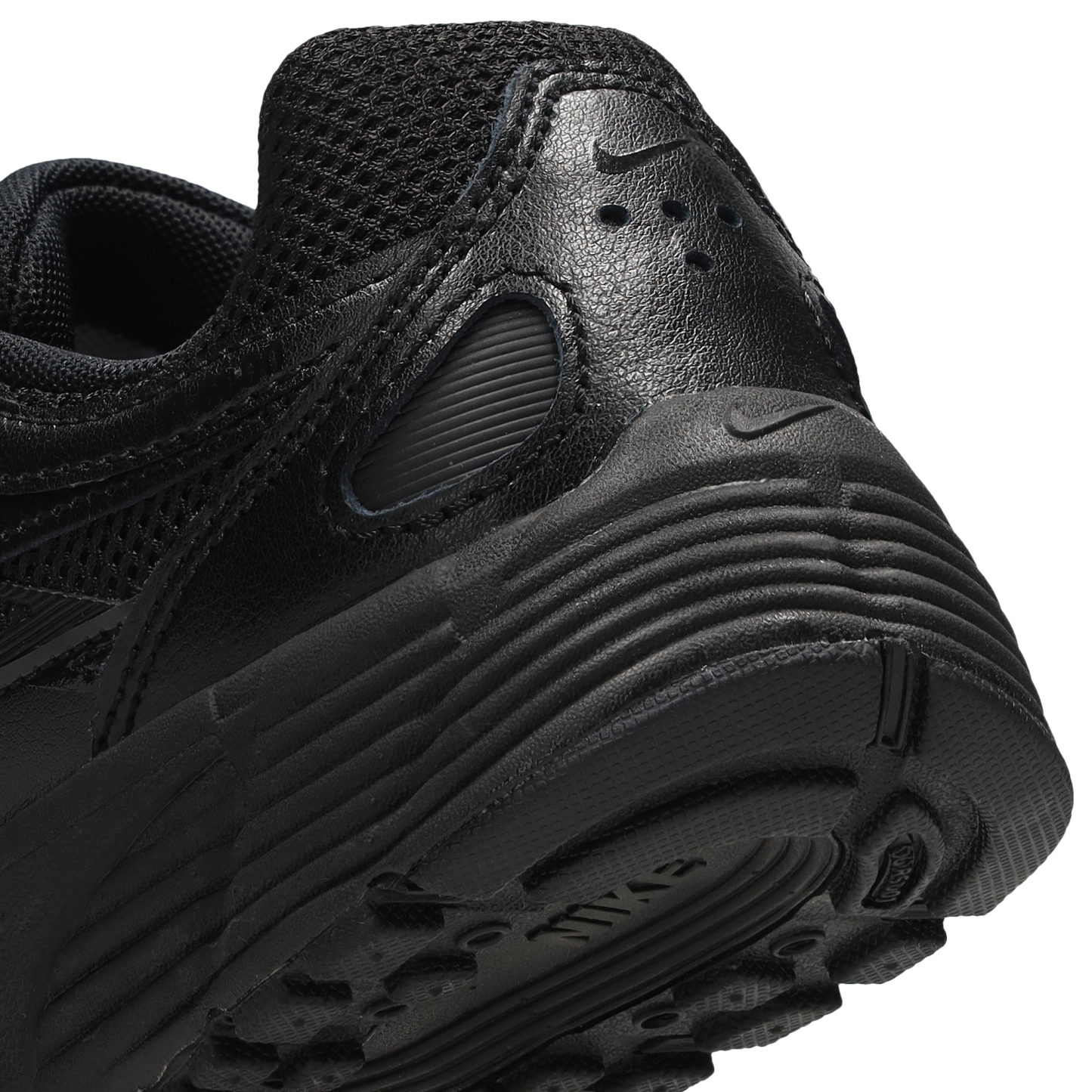 Nike P-6000 - Primaire-College Chaussures – Black-Black