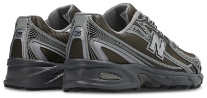 New Balance 740 - Homme Chaussures – Black Metallic-Castlerock Pfp