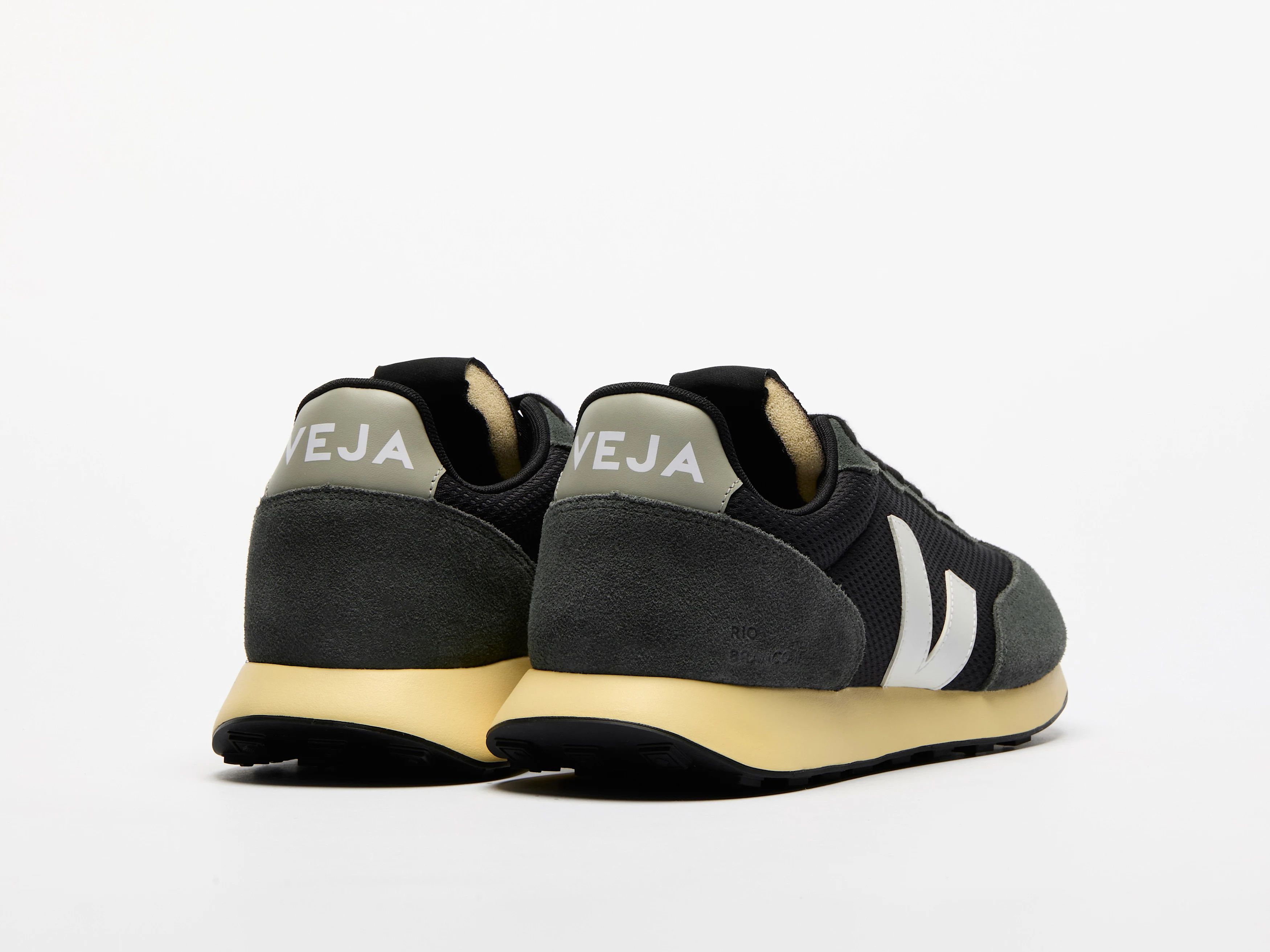 RIO BRANCO II ALVEOMESH BLACK WHITE