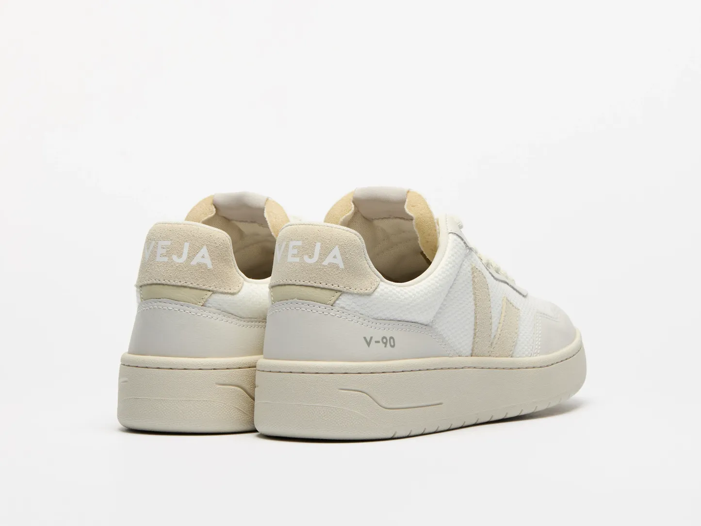 V-90 B-MESH WHITE PIERRE