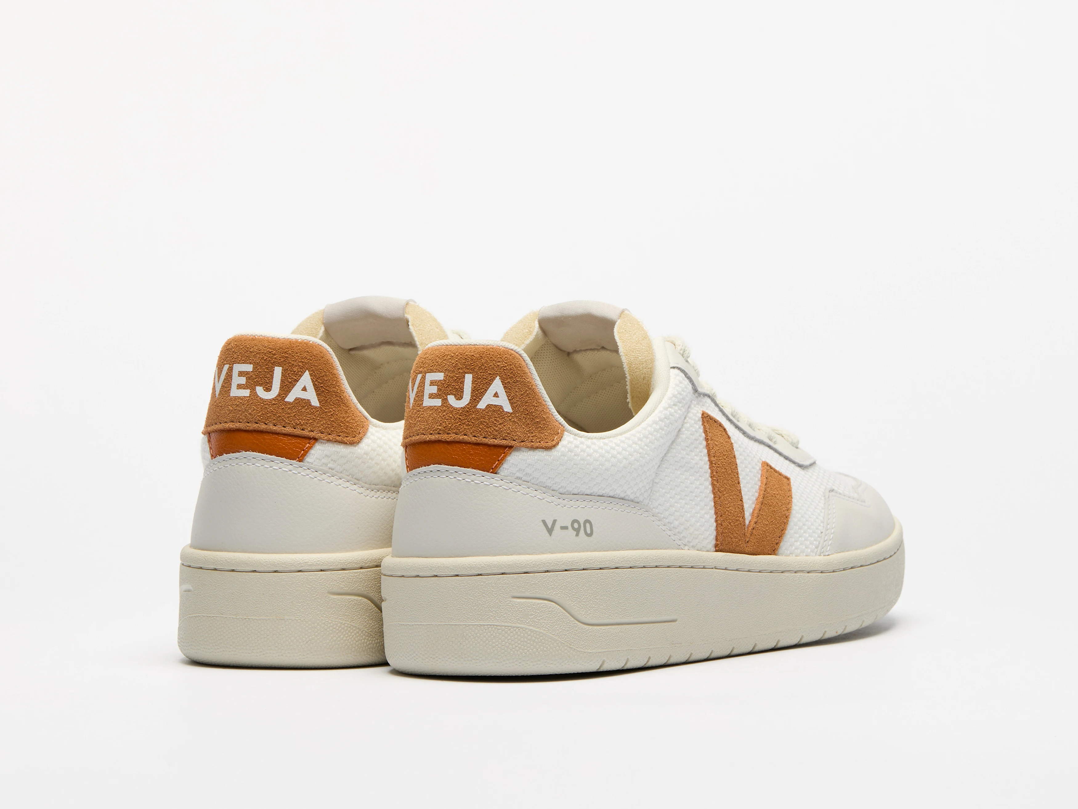 V-90 B-MESH WHITE UMBER