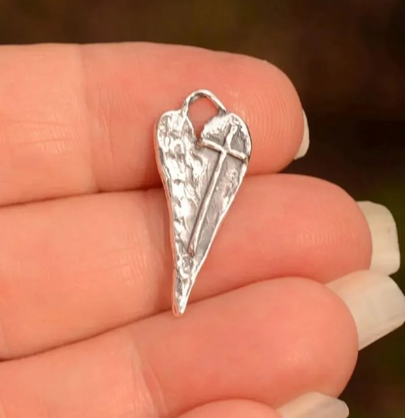 ✝️100% Handmade Silver Cross Healing Heart