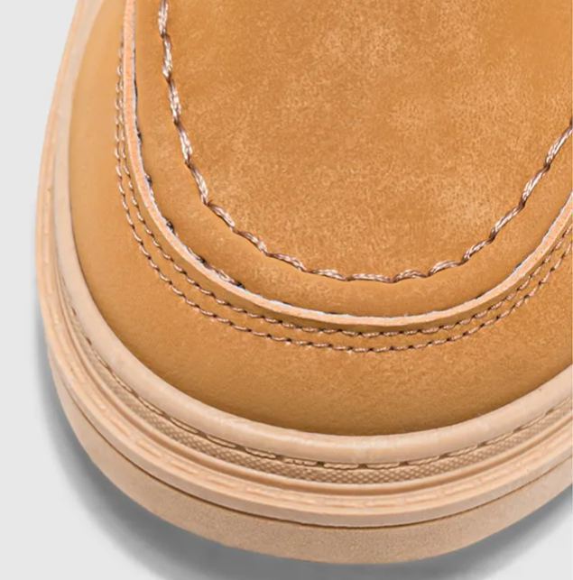 ¡Obtén un 50% de descuento hoy! ⏰ Zapatos de piel de alta gama hechos a mano en Madrid: herencia de exquisita artesanía, comodidad, durabilidad y diseño elegante.